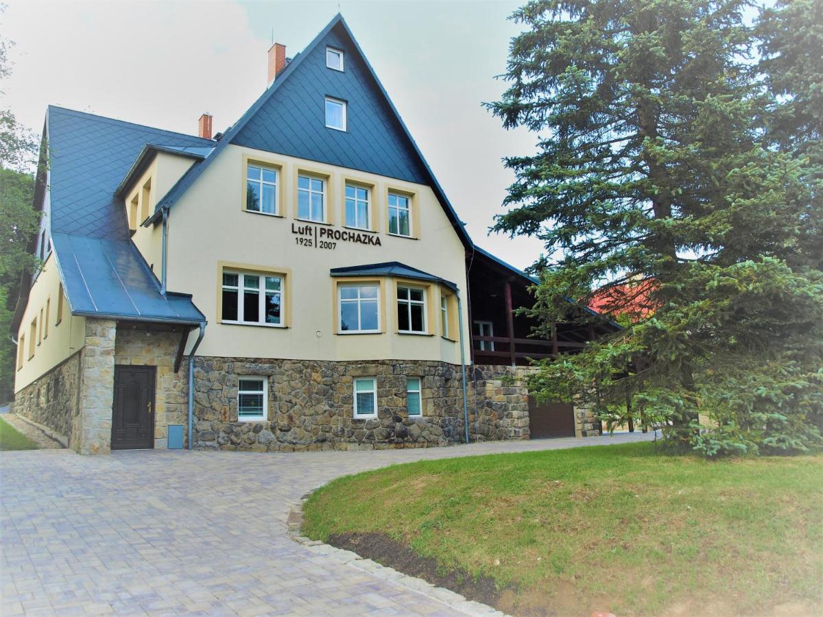 Resort LUFT Sněžník Exterior foto