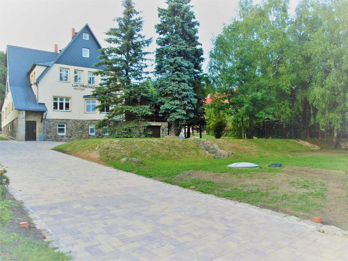 Resort LUFT Sněžník Exterior foto