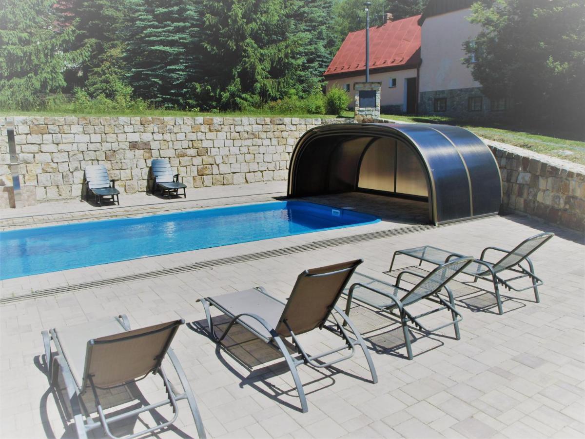Resort LUFT Sněžník Exterior foto