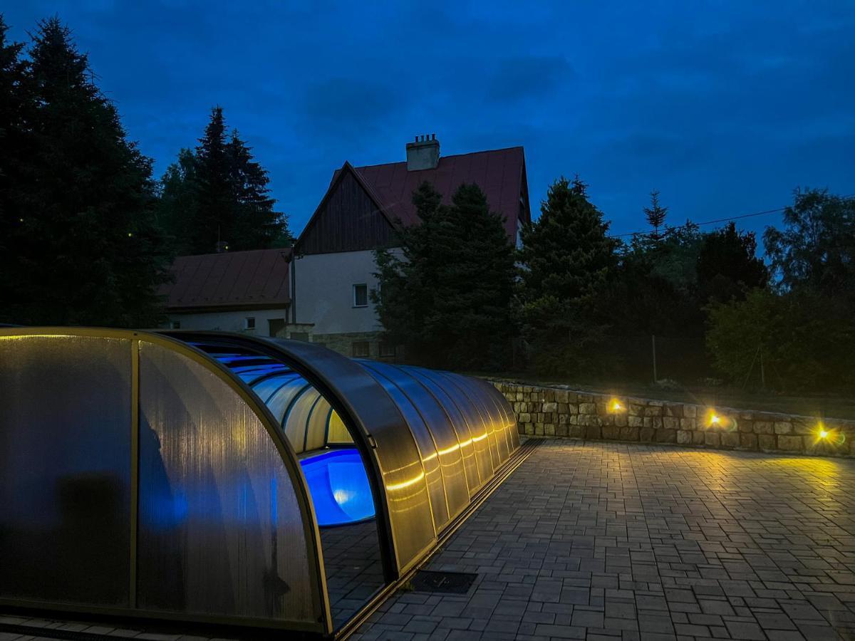 Resort LUFT Sněžník Exterior foto