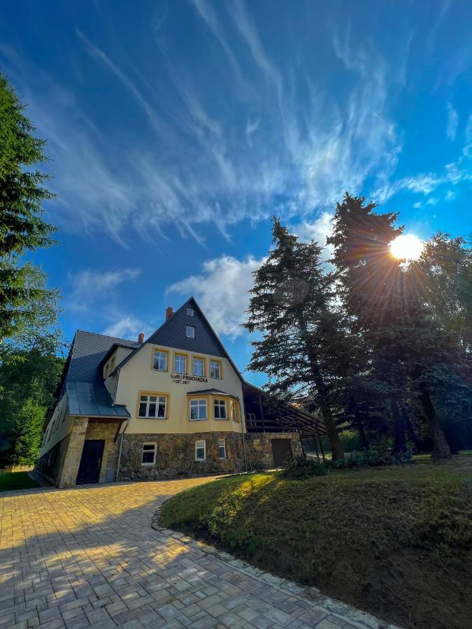 Resort LUFT Sněžník Exterior foto